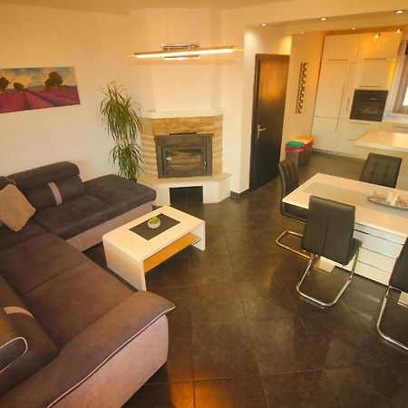 Apartment Martina Цриквениця Екстер'єр фото