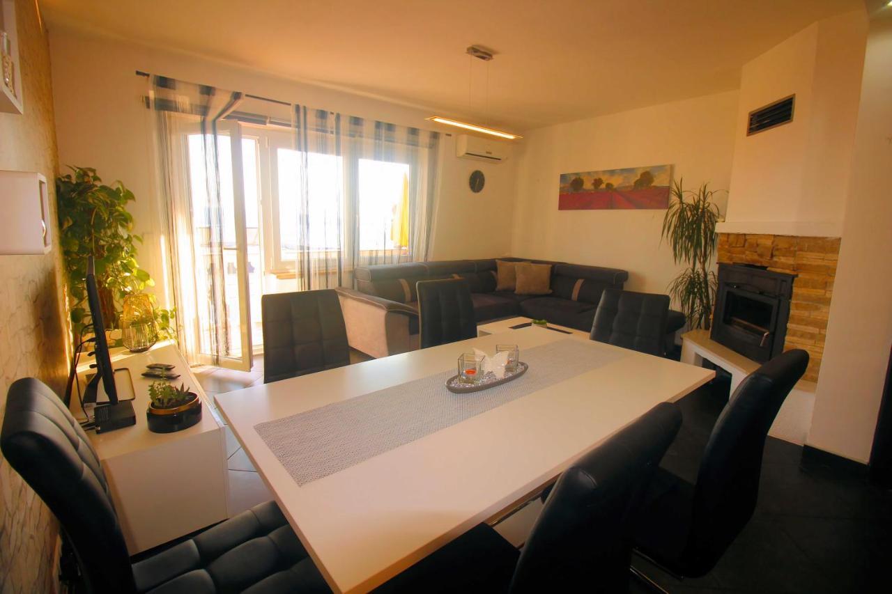 Apartment Martina Цриквениця Екстер'єр фото